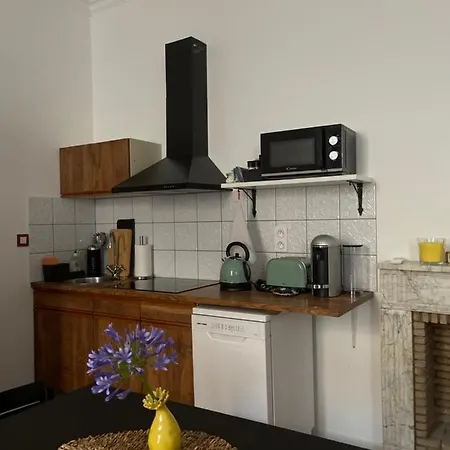 Apartment Dans Un Chateau Exceptionnel Du 18e Siecle La Londe-les-Maures